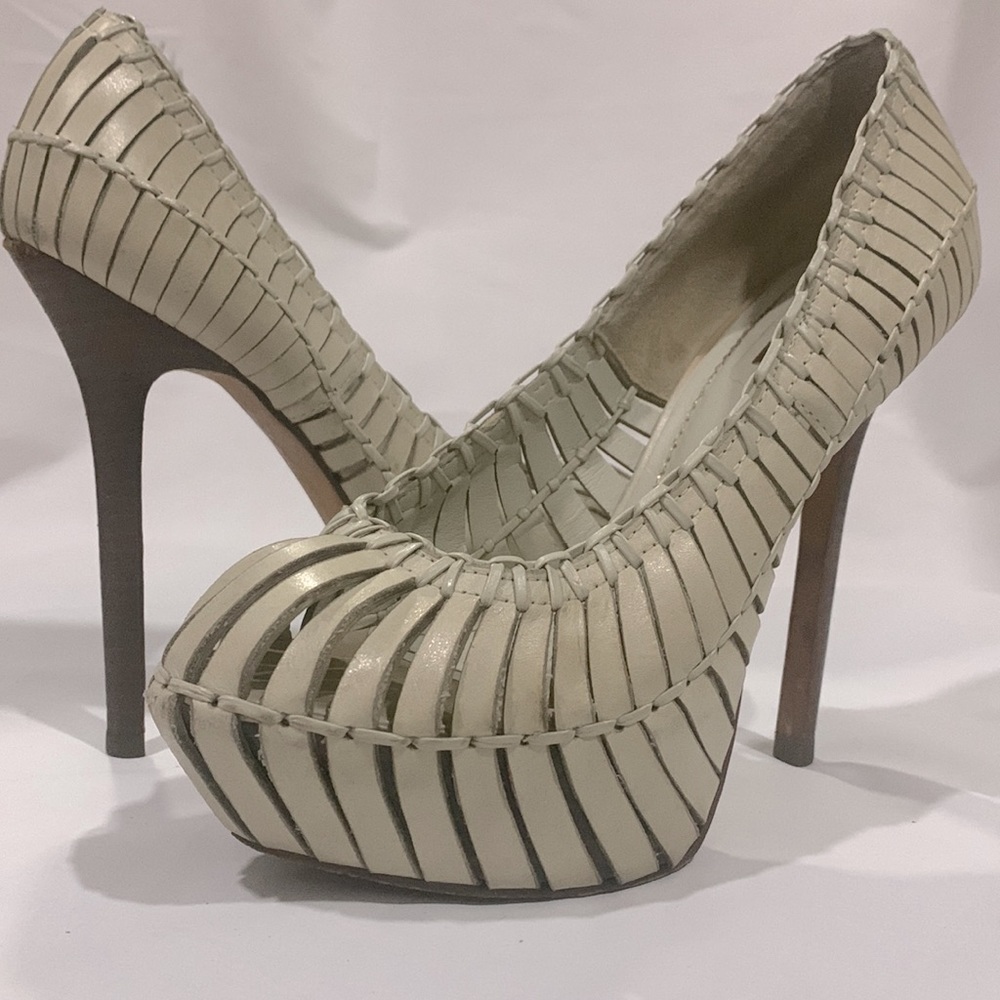 Report Signature ‘Calyer’ Slatted Platform Pumps - image 7